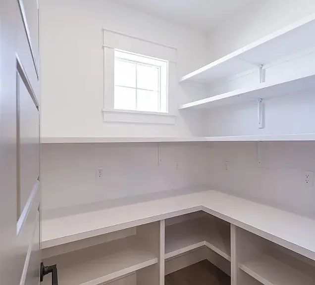 2203 E Hidcote St — Photo 10