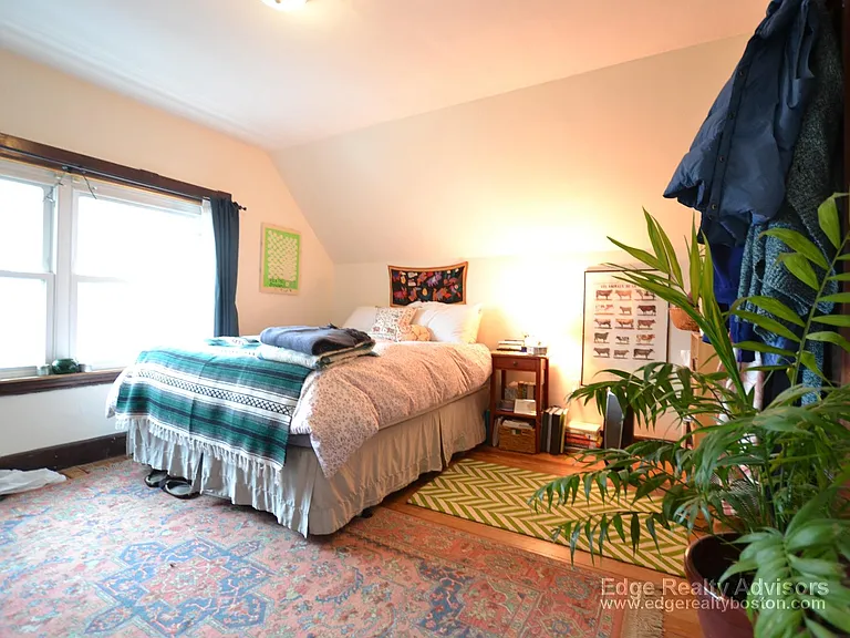 68 Etna St #2 — Photo 2