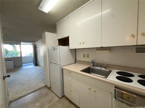 425 Ena Rd APT 805C, Honolulu, HI 96815