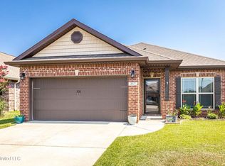 217 Sandy Dr, Ocean Springs, MS 39564