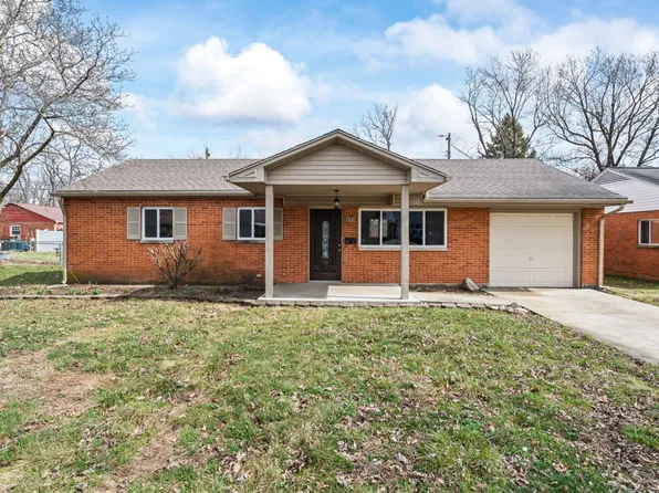 255 Lutz Dr, Englewood, OH 45322