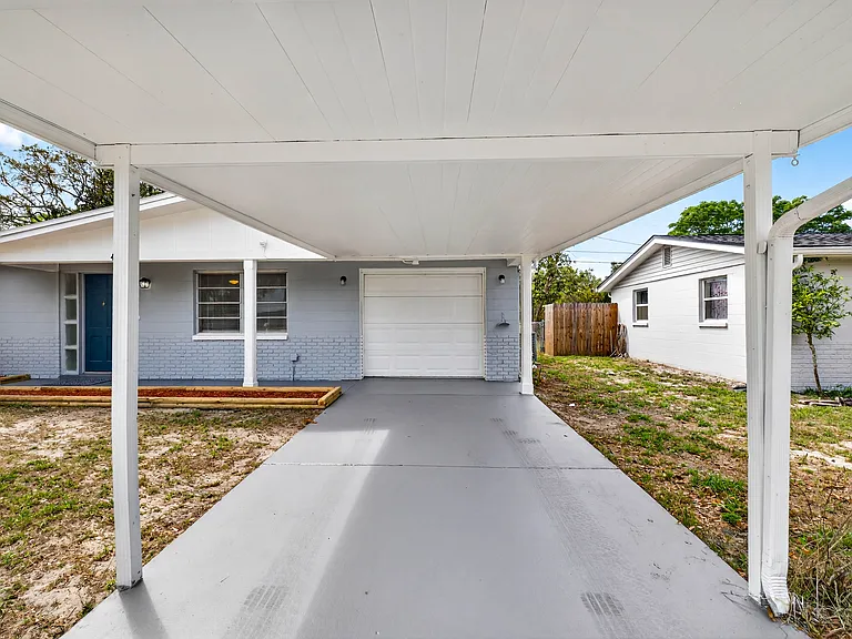 4826 Bonton Dr — Photo 2