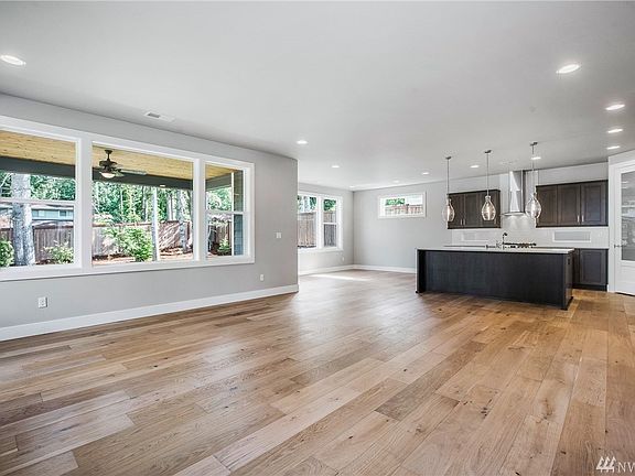 3rd image of 12113 92nd Avenue Ct E