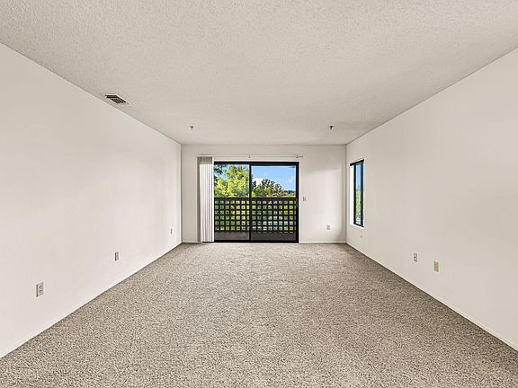4th image of 2701 Sierra Sunrise Ter APT 513