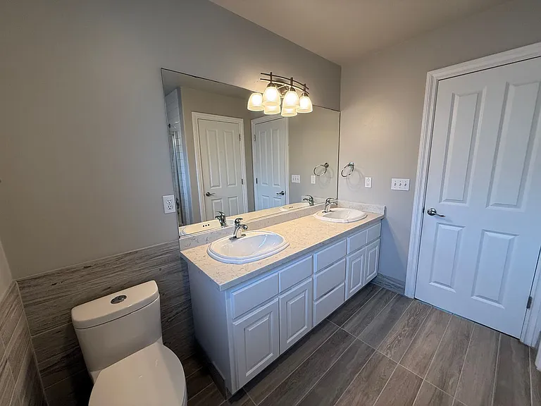 123 148th Pl SW — Photo 38