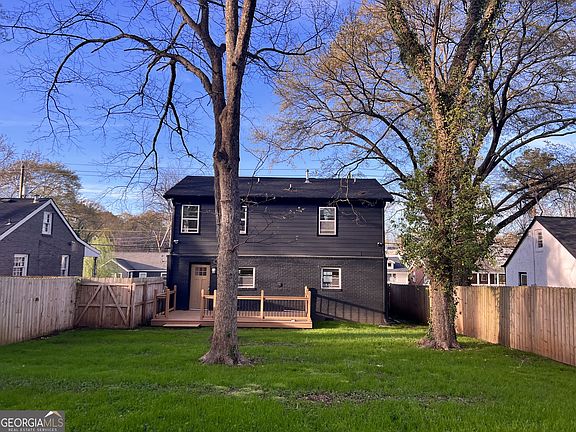 2nd image of 2455 Lynn Iris Dr