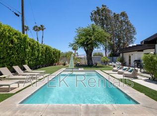 2204 W Acacia Rd, Palm Springs, CA 92262