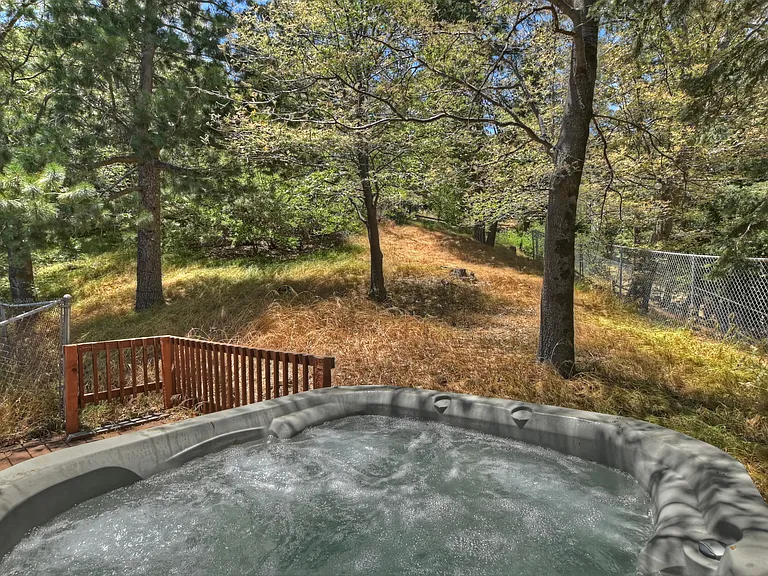 24581 Horst Dr — Photo 35