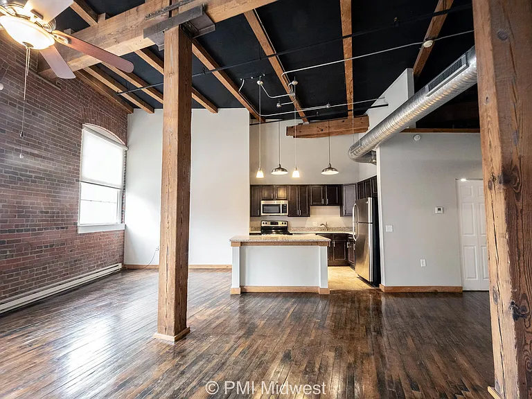 Lofts On Madison — Photo 37