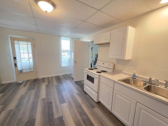 2nd image of 221 S Mill St APT 3
