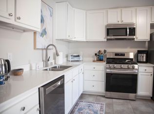 1017 Princeton Dr NE, Albuquerque, NM 87106