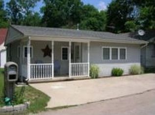 8206 E Asbury Ln, North Webster, IN 46555