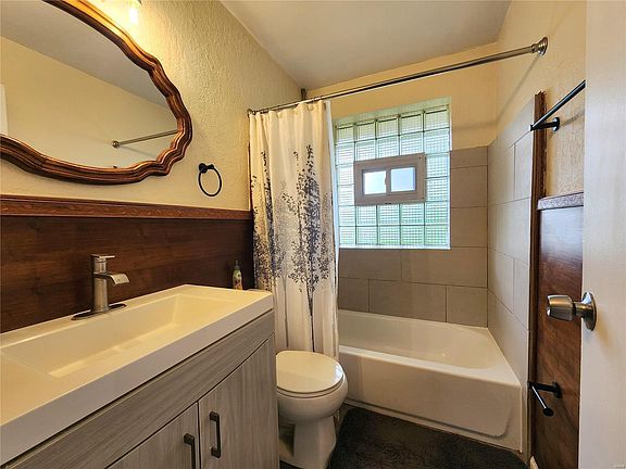 5th image of 7107 Forest Hill Dr