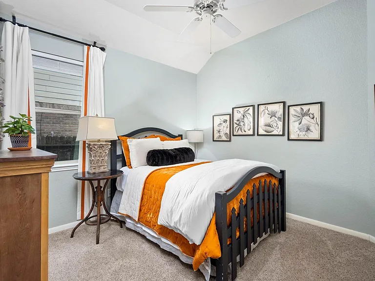 18918 Cove Mill Ln — Photo 15