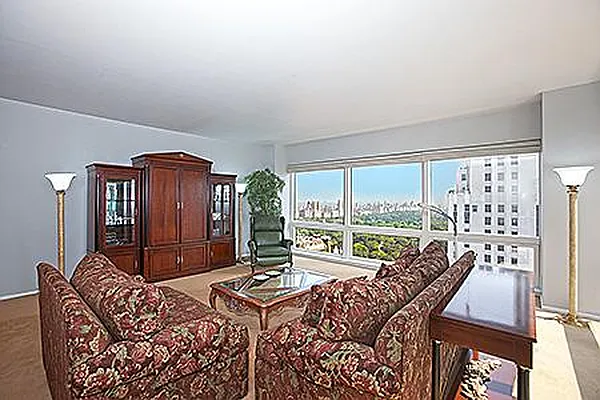 Rented by Keller Williams NYC | media 7
