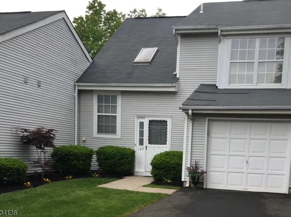 147 Picadilly Pl, Franklin Twp., NJ 08873