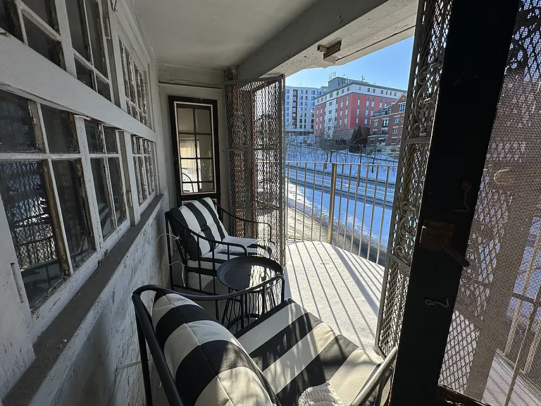 1462 Commonwealth Ave #2R — Photo 5