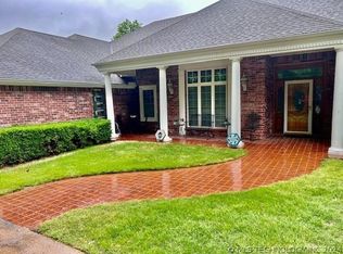 1104 Benton Rd, Coffeyville, KS 67337