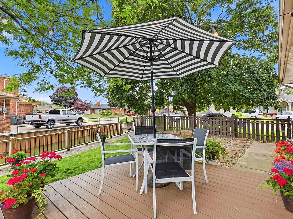 26360 Jefferson Ave, photo 22
