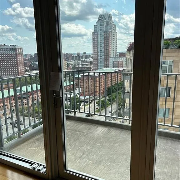 100 Exchange St #1402 — Photo 5