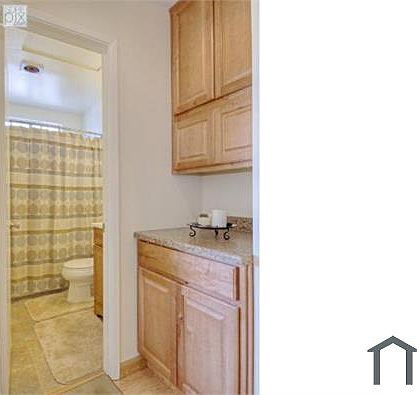 5th image of 3625 43rd St APT 1