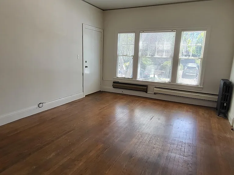 2671 Derby St #7 — Photo 6