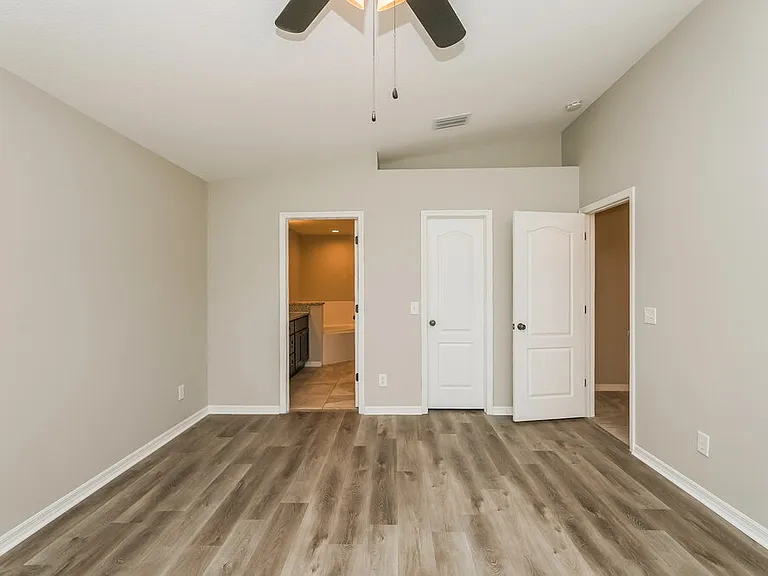 7604 Wiltshire Park Pl — Photo 9