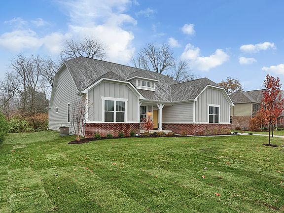 2nd image of 6841 Linden Woods Dr