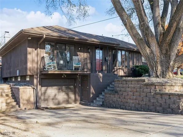 1801 Larnard Dr, Des Moines, IA 50317