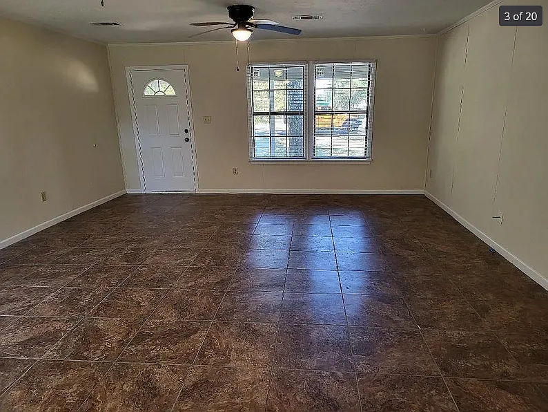 3 bed, 1.5 bath, 1008 sqft, $1,250 — Photo 4