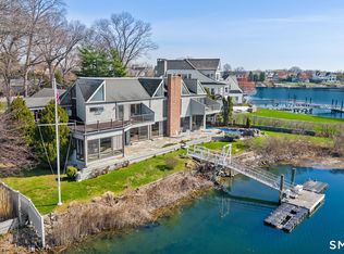 21 Covlee Dr, Westport, CT 06880