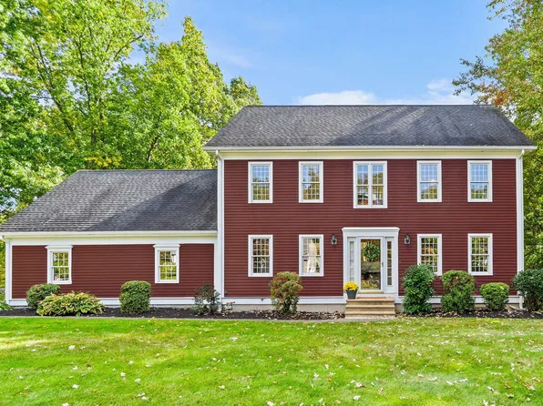 46 Blanchard Rd, Grafton, MA 01519