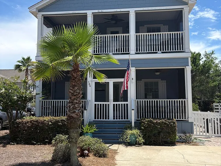 104 Golf Villa Dr — Photo 1