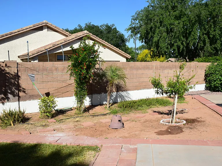 1109 E Nunneley Rd — Photo 2