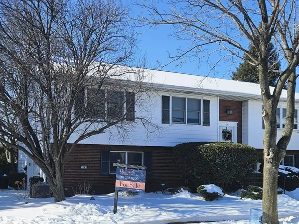 24 Valley Court image 1 of 1