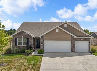 7855 Rolling Green Dr, Plainfield, IN 46168
