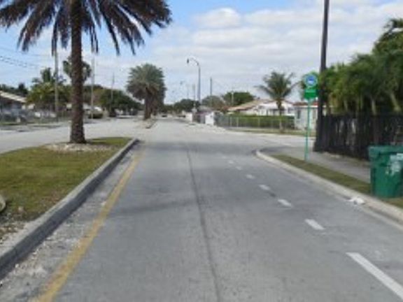Exterior Neighborhood (street photo)