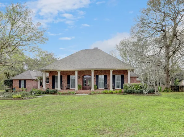 103 Acomb Dr, Lafayette, LA 70508