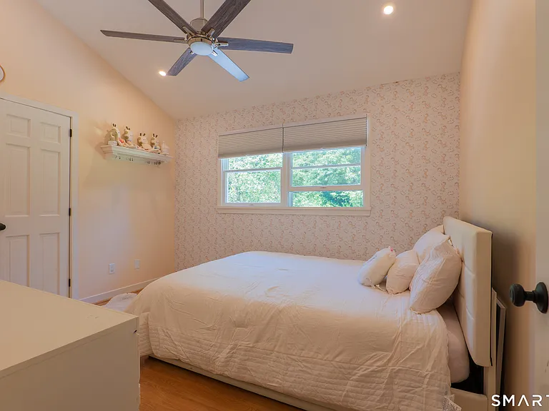 15 Farrell Rd — Photo 15