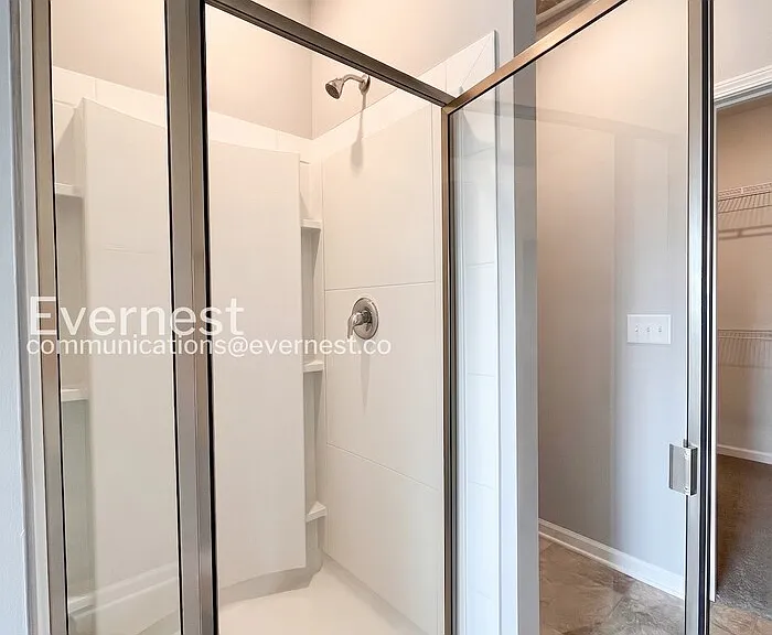 1105 Prospect Ct — Photo 12