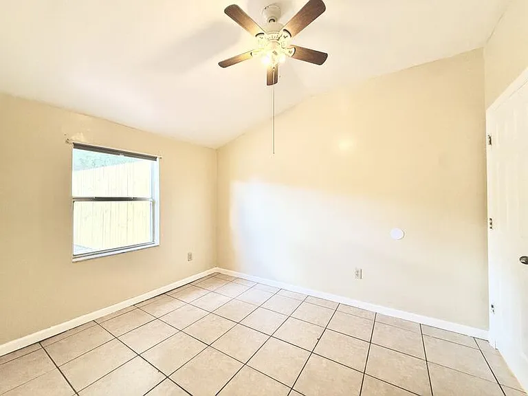 335 E Central Ave — Photo 20