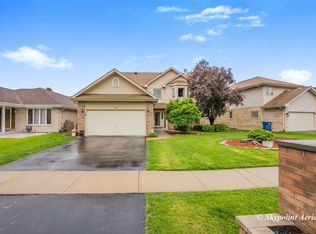 5308 Mint Julip Dr, Alsip, IL 60803