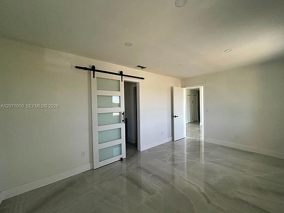 2nd image of 345 SW 18th Ave