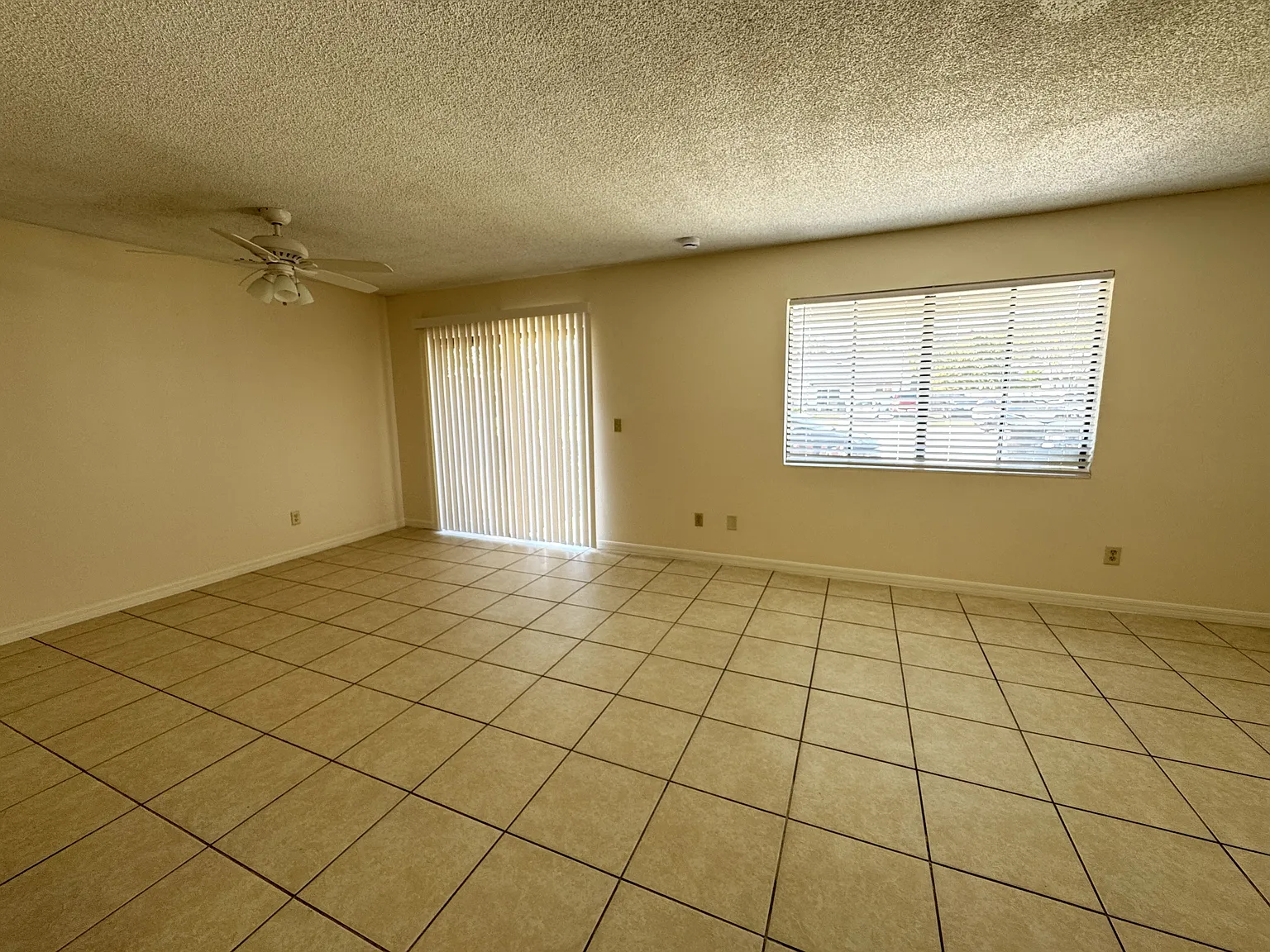 515 Pigeon Circle - 1 — Photo 2