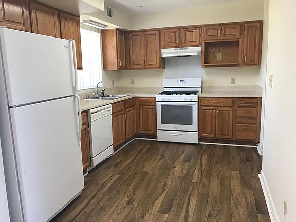 Large kitchen with appliances and storage space!