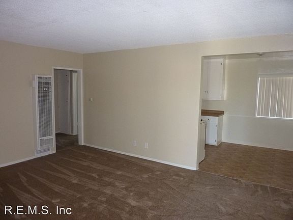 3rd image of 4050 W 135th St APT D