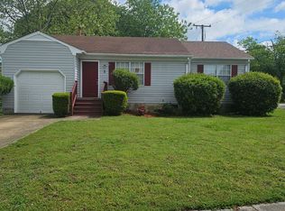 2 Langille Ct, Hampton, VA 23663