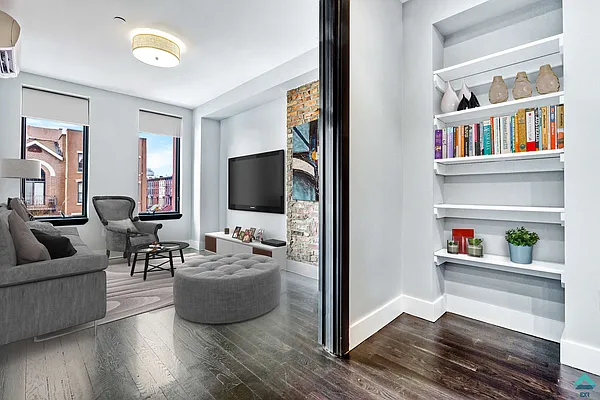 Rented by EXR | media 3