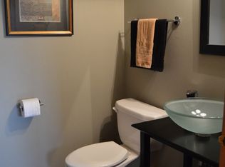 37W907 Bowes Rd, Elgin, IL 60124