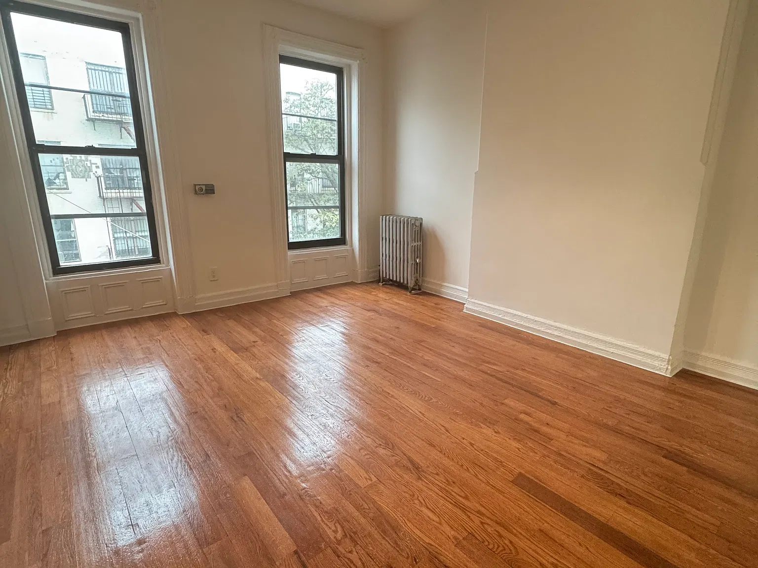 447 Willoughby Avenue — Photo 1